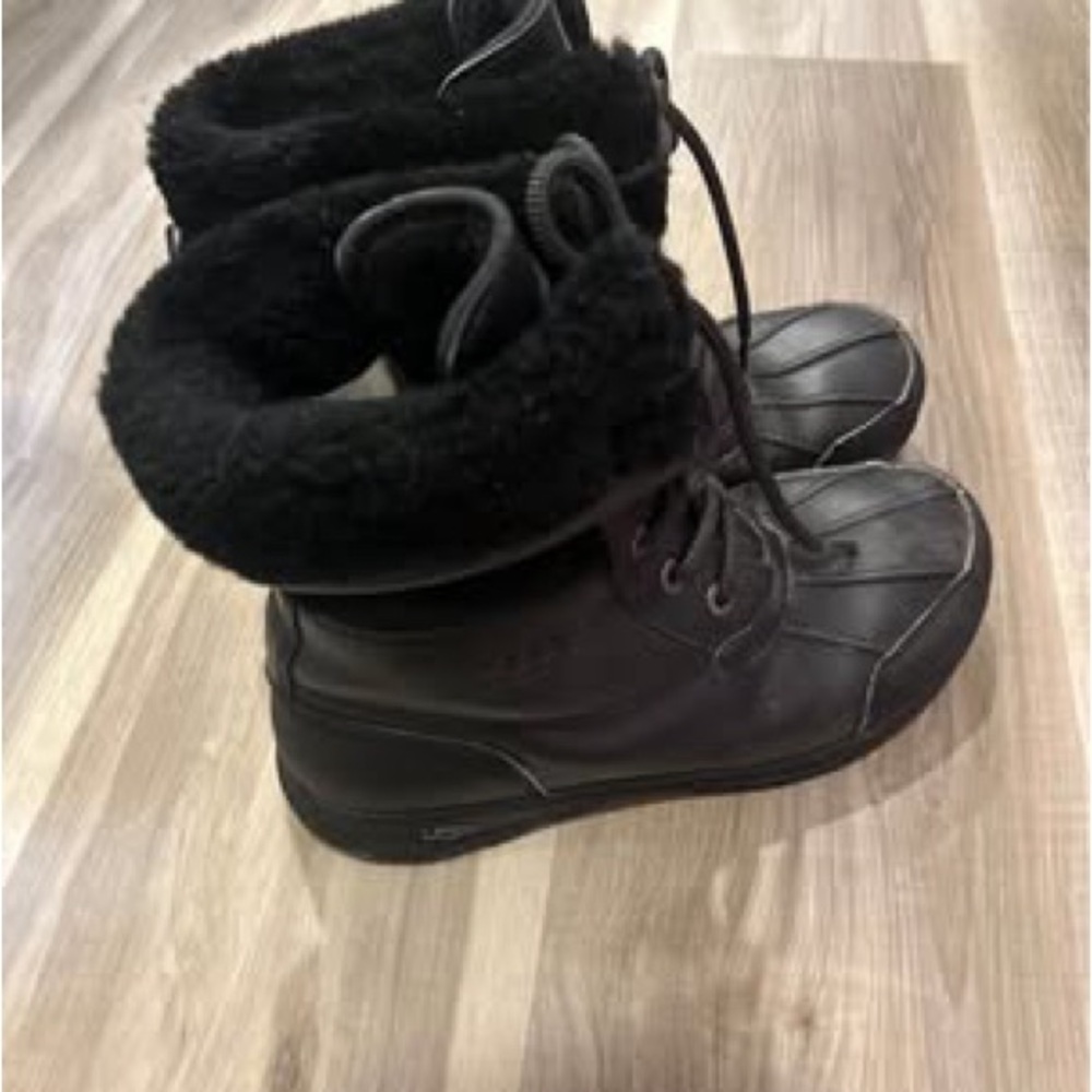 Black UGG Brute